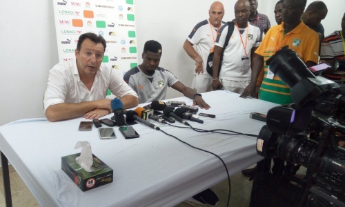 CIV : Conférence de presse de Wilmots & Aurier après la désillusion à Bouaké