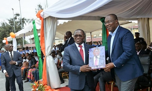 CIV/INJS - Cérémonie de remise officielle des clés des dortoirs aux étudiants