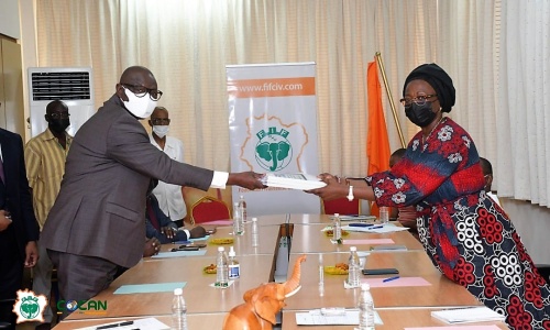 COCAN 2023 : Le Ministre François Amichia et Mme Dao Gabala accordent leurs violons