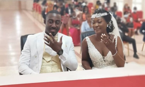 Coin du bonheur : Aka Serge Arnaud rejoint le club des mariés