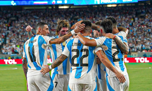 Copa America : l’Argentine vient à bout du Chili et décroche sa qualification pour les quarts, le Canada se relance contre le Pérou
