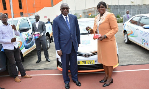 Côte d'Ivoire (CAN 2021) : 5 Véhicules offerts à la direction général de l'ONS