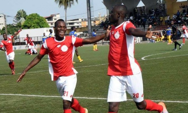 Coupe CAF : Le WAC bat Enyimba à Abidjan et reprend la tête de sa poule (2-0)