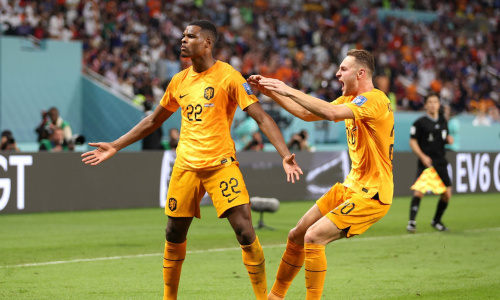 Coupe du monde : les Pays-Bas dominent les Etats-Unis et se qualifient pour les quarts