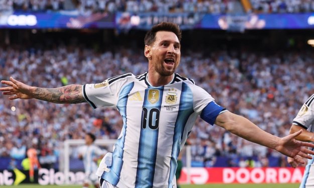 Coupe du Monde : Messi s'offre un hat-trick et rejoint Miroslav Klose