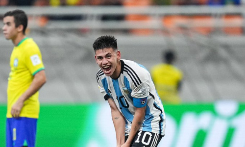 Coupe du monde U17 : Auteur d’un triplé, Claudio Echeverri envoie l’Argentine en demi-finale aux dépens du Brésil