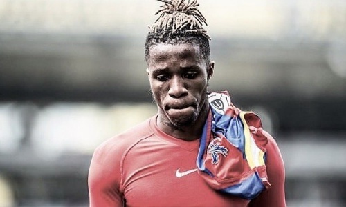 Crystal Palace refuse ENCORE l’offre d’Everton pour Zaha