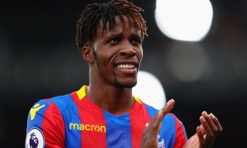 Crystal Palace : Wilfried Zaha a averti le vestiaire de ses velléités de départ
