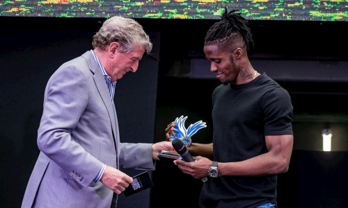 Crystal Palace : Wilfried Zaha élu meilleur joueur de la saison