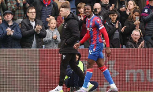Crystal Palace : Wilfried Zaha s'est blessé