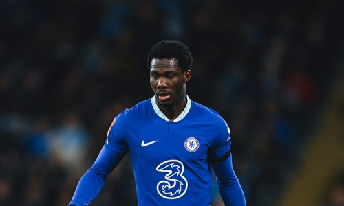 Datro Fofana a fait ses débuts avec Chelsea