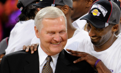 Deuil : silhouette du logo de la NBA, Jerry West s’est éteint