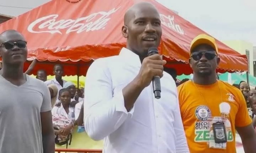 Didier Drogba apporte son soutien à Zeinab Bancé