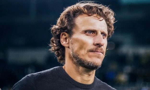 Diego Forlan prend les commandes de la Celeste