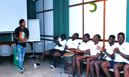 ‘‘Donnez-vous à fond’’ : Serey Dié lance le mot d’ordre aux Eléphants avant le match contre le Sénégal