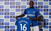 Doucouré débarque à Everton