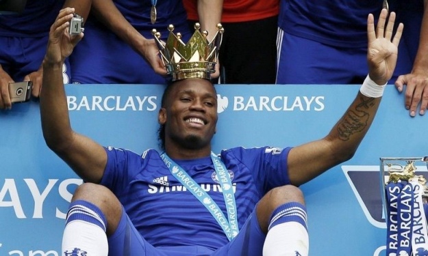 Drogba explose de joie après la qualification de Chelsea en Finale de la Ligue Europa