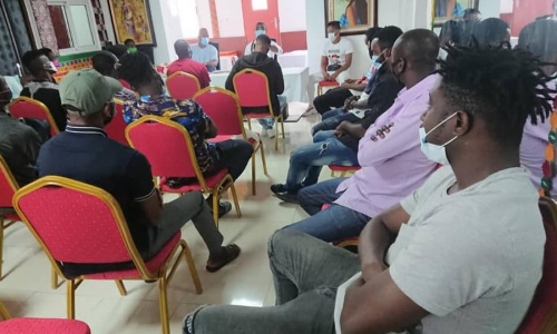 Aka Séraphin (capitaine de l'Africa Sports) : ‘‘l'avenir du football est entre les mains de Drogba’’