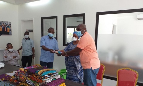 Sory Diabaté gâte les épouses des Présidents de clubs en prélude à la fête des Mères