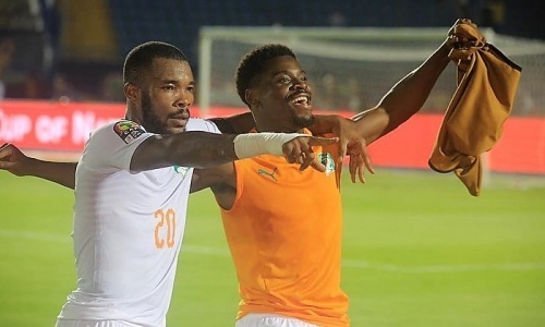 Eléphants : Blessé ‘‘face’’ au Mali, Serge Aurier a-t-il dit adieu à la CAN ?