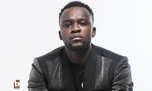 Elow'n déclare sa flamme à 4 Pros de la sélection