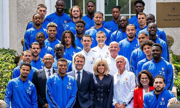 Emmanuel Macron a rendu visite à l’Equipe de France