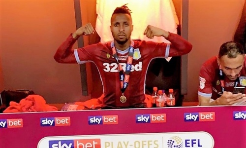 En présence de Drogba, Jonathan Kodjia et Aston Villa signent leur retour en Premier League