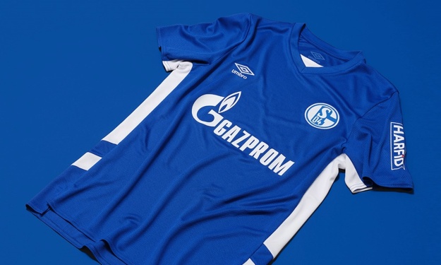 En raison du conflit entre la Russie et l’Ukraine, Schalke annonce le retrait de Gazprom sur son maillot