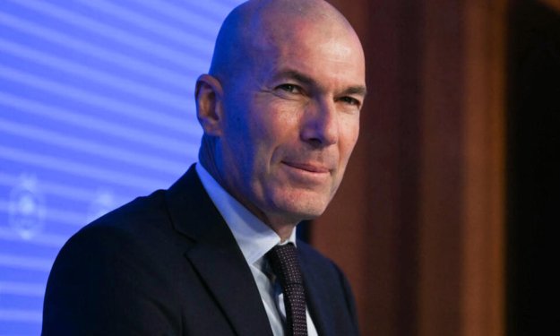 Equipe de France : Zinedine Zidane succède à Didier Deschamps