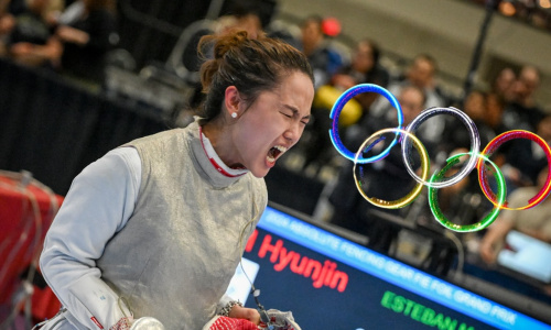 Escrime : Maxine Esteban qualifiée pour les JO de Paris