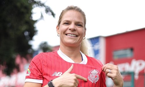 Eugénie Le Sommer s’expatrie au Mexique