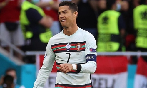 Euro 2020 : L’un des sponsors majeurs de la compétition a perdu des milliards à cause de Cristiano Ronaldo
