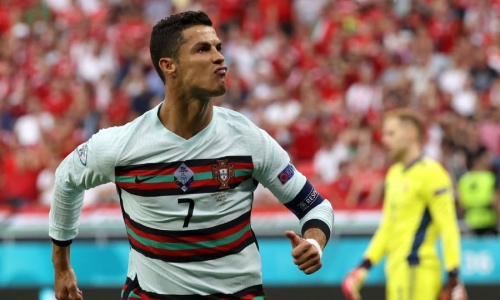 Euro : Doublé et records pour Ronaldo qui offre une victoire d'entrée au Portugal