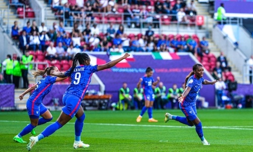 Euro Féminin : La France écrase l’Italie pour son entrée, les Pays-Bas et la Suède se neutralisent