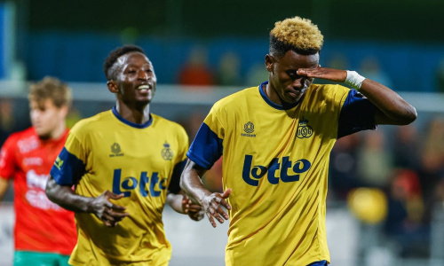 Europa League : grâce à une masterclass de Lazare Amani et un Simon Adingra décisif, l’Union Saint-Gilloise file en quarts