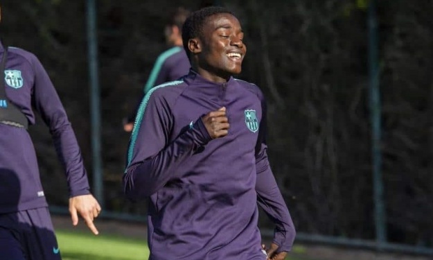 FC Barcelone : Moussa Wagué (20 ans) convoqué pour la première fois en équipe A