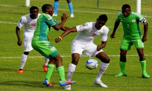 Finale CAN u20 2017 : Un joueur sénégalais jette un gris-gris dans les buts adverses
