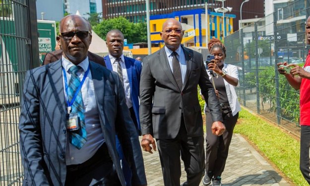 Finale LFFP : le Ministre Adjé Silas Metch passe en revue le dispositif technique