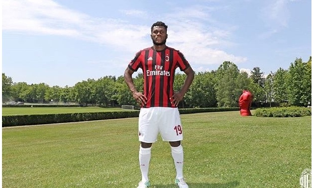 Franck Kessié rejoint officiellement le Milan AC Franck Kessié rejoint officiellement le Milan AC