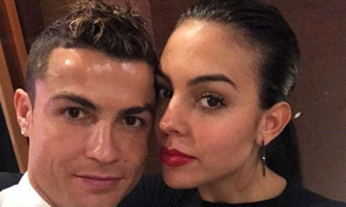 Georgina Rodriguez offre un bolide à Cristiano Ronaldo