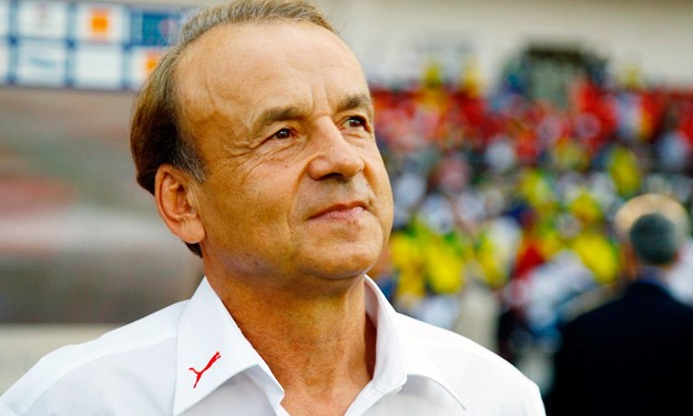 GERNOT ROHR : «Au Nigeria, ils sont dingue de foot»