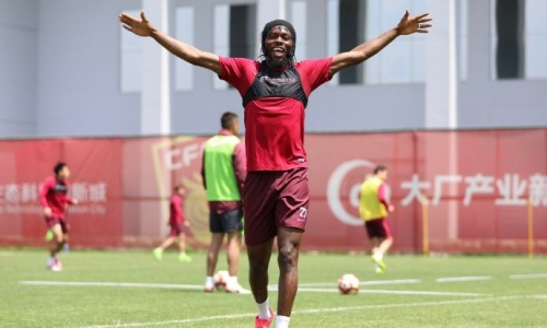 Gervinho a repris l’entraînement collectif avec l'Hebei China