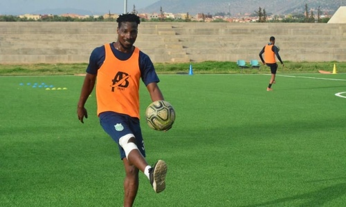 Gonazo Bi à nouveau Papa