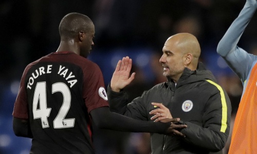 Guardiola sur la mise à l'écart de Yaya : "Il sait pourquoi il n’est pas là"