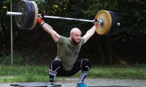 Guerre en Ukraine : un haltérophile Ukrainien tué sur le front