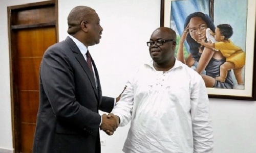 Le Premier Ministre Hamed Bakayoko fait un don à un club de Ligue 1