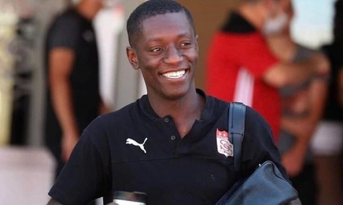 Humanitaire : Max-Alain Gradel couvre ses abonnés de cadeaux