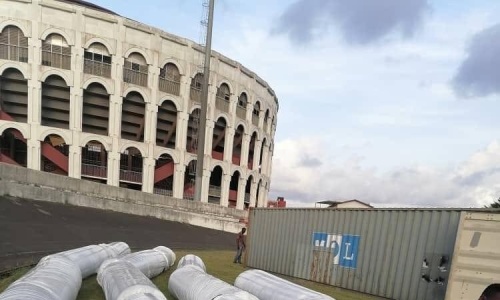 Infrastructures : la nouvelle pelouse du Parc des Sports est arrivée