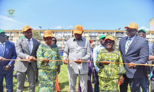 Infrastructures : le terrain de de football du Lycée Moderne de Treichville totalement réhabilité