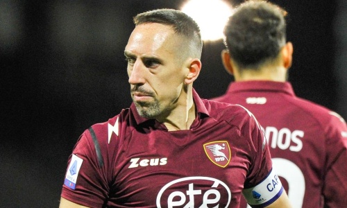 Italie : Franck Ribery victime d’un accident de voiture